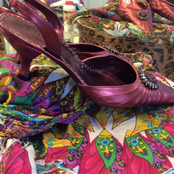 J. RENEE SLINGBACKS - Picture 3 of 4