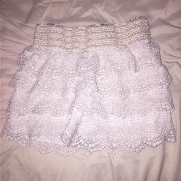 lace shorts
