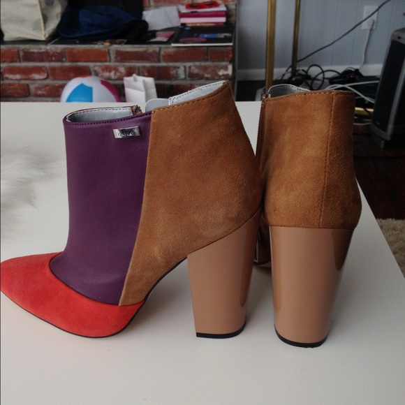 Calvin Klein Shoes - 🚨 SOLD 🚨 Calvin Klein Leather Booties Calvin Klein Shoes - 🚨 SOLD 🚨 Calvin Klein Leather Booties