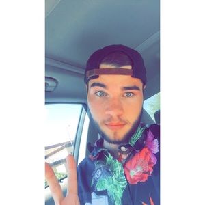 Meet your Posher, Cole