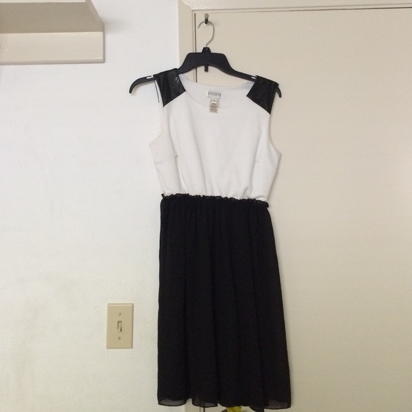 Black & cream dress