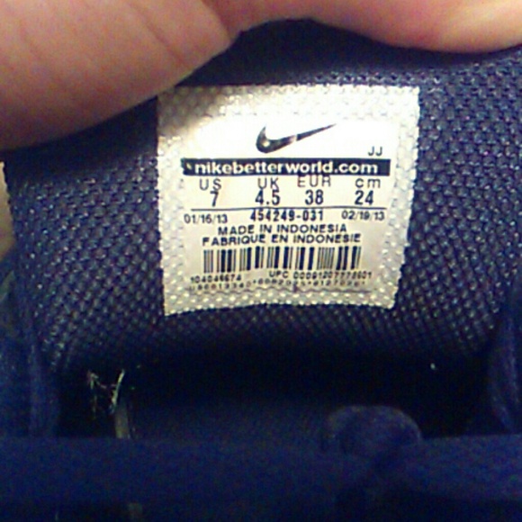 Nike Air Max - Picture 2 of 2