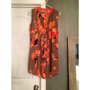 floral sleeveless flowy dress