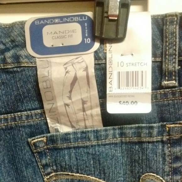 Ladies new blue jeans