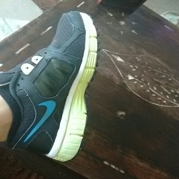 Nike shoes