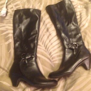 Aerosoles boots, tall!