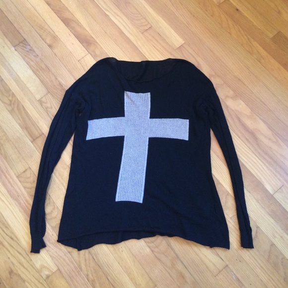 Brandy Melville cross sweater