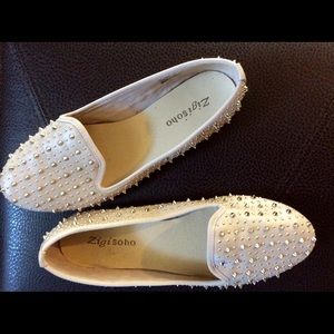 Nude studded flats