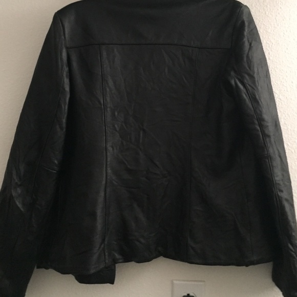 Leather jacket - Picture 2 of 2