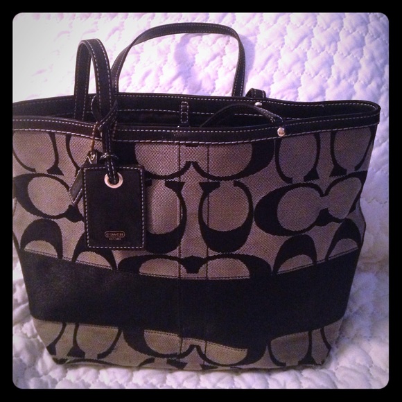 Coach bag black and gray