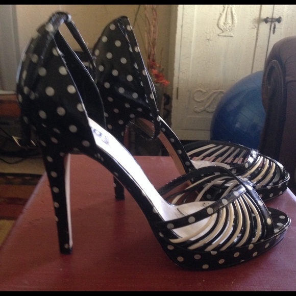 Polka dot heels cute