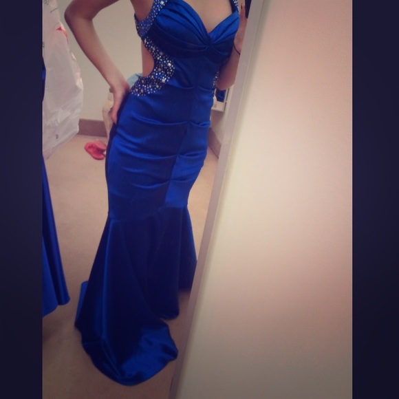Sapphire blue prom dress