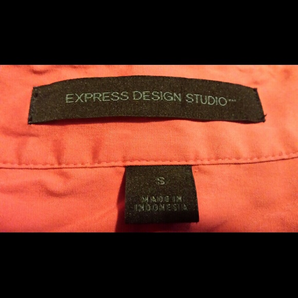 Button down Express blouse - Picture 2 of 2
