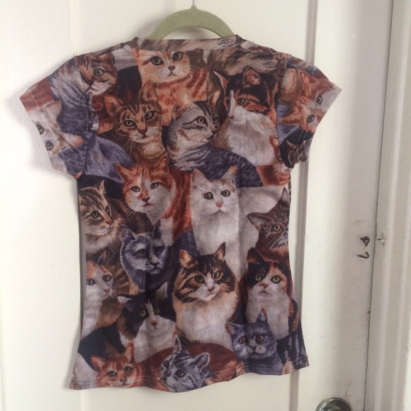 Cat shirt - Picture 2 of 2