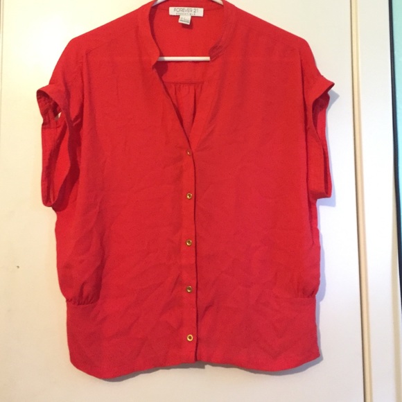 Red blouse with gold buttons short sleeve - Picture 1 of 3