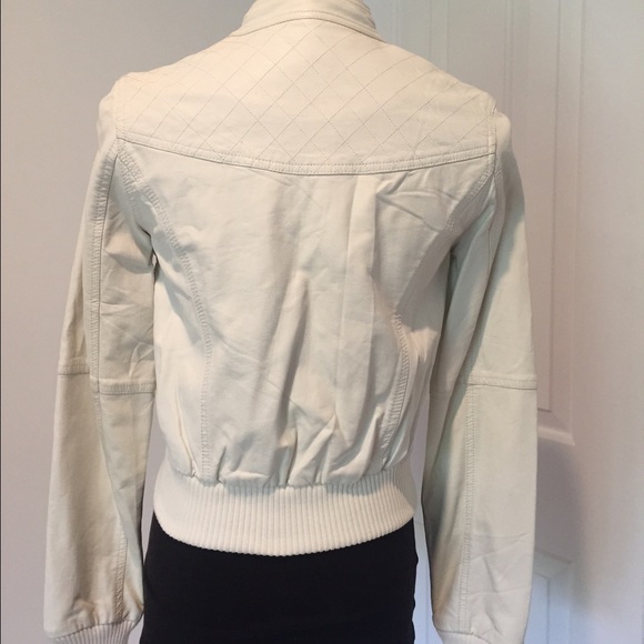 Motor Jacket - Picture 2 of 4