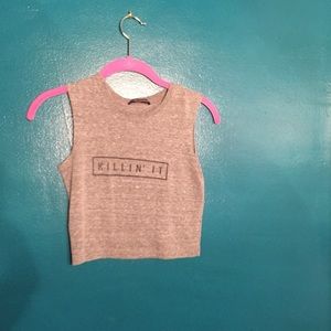 killin it crop top