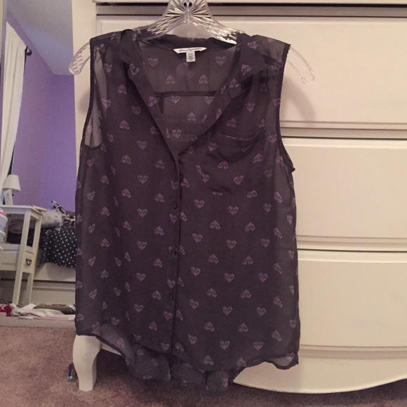 Hi- low collared button up tank