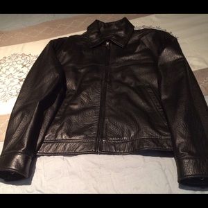 Men's Leather jacket at good well store Robert