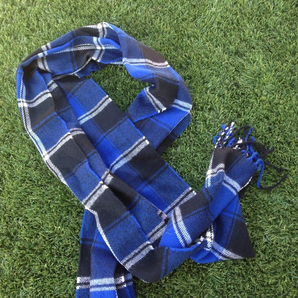 Price ⬇️ black, white, and blue plaid scarf