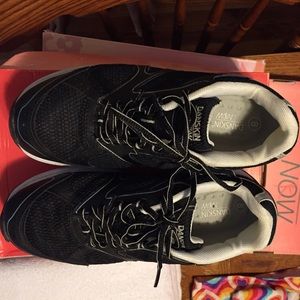 Danskin excercise tennis shoes. Great condition.