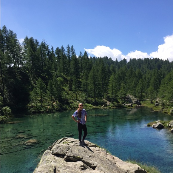 MEET YOUR POSHER, Alexandra!😊 - Picture 4 of 4