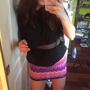 Patterned pencil skirt