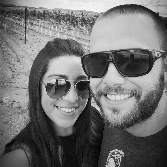 Hi I'm Liset 💛 - Picture 3 of 4