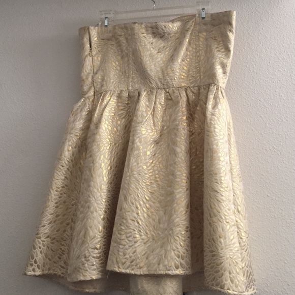 Dress - Picture 2 of 2