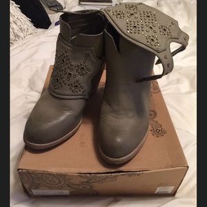 Ecote Booties detachable stud wrap you can wear