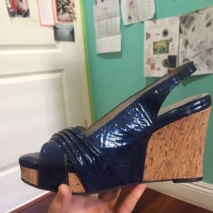 MeToo wedge heels