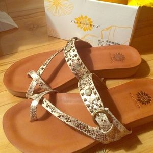 Golden stunned sandals