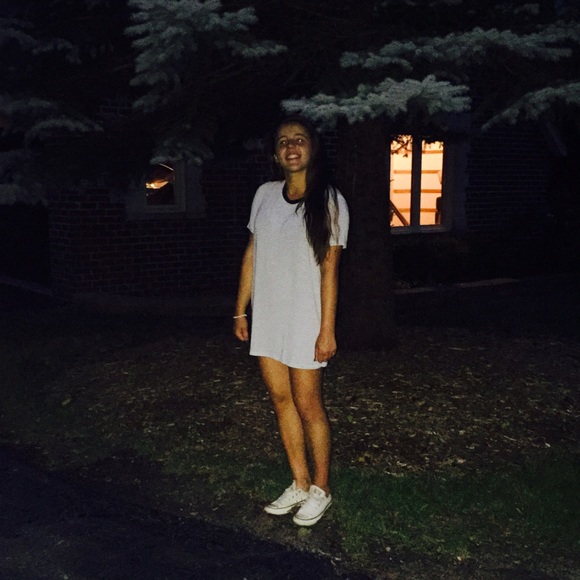 Meet your Posher, Angela - Picture 1 of 1