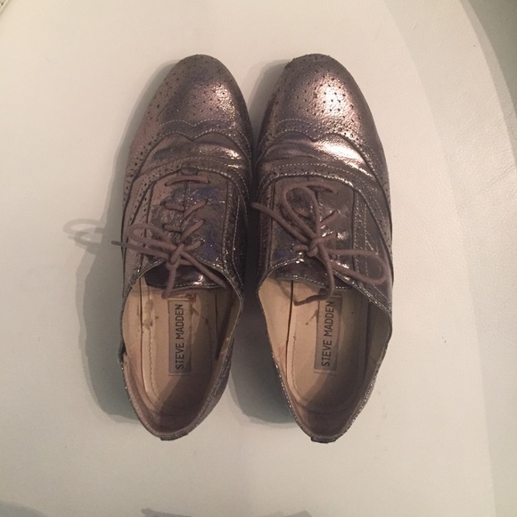 Steve Madden Silver Oxfords
