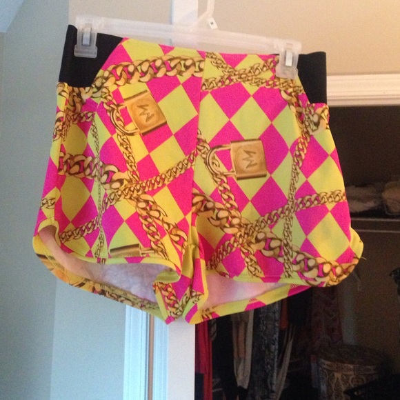Two piece - Picture 2 of 4