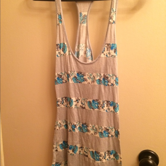 Grey tank with turquoise flowers