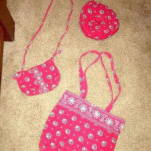 Very Bradley -med purse, shoulder bag, make up bag