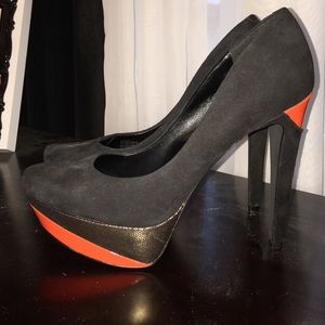 Jessica Simpson heels