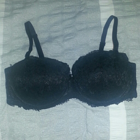 Black lace bra