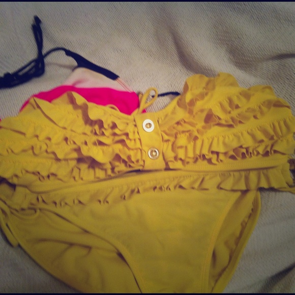 Bathing suit