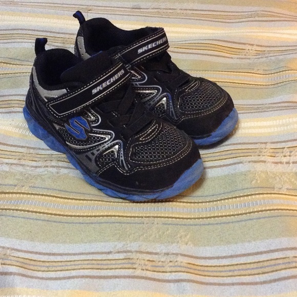 Skechers tennis shoes! $16/OBO!