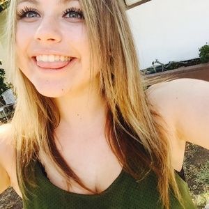 Meet your Posher, Savannah