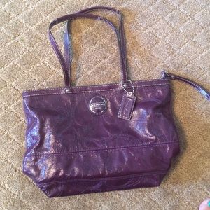 Coach plum purple patent leather signature tote
