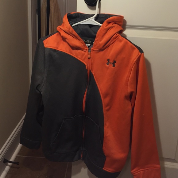 Under armour hoodie and shorts