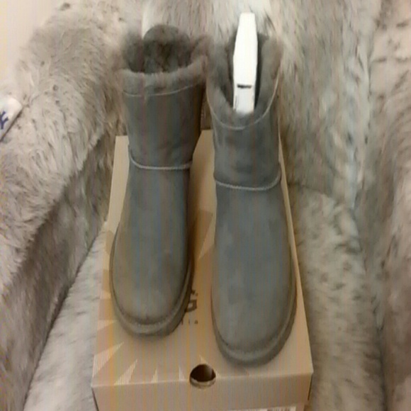 Authentic ugg mini bailey bow scallop
