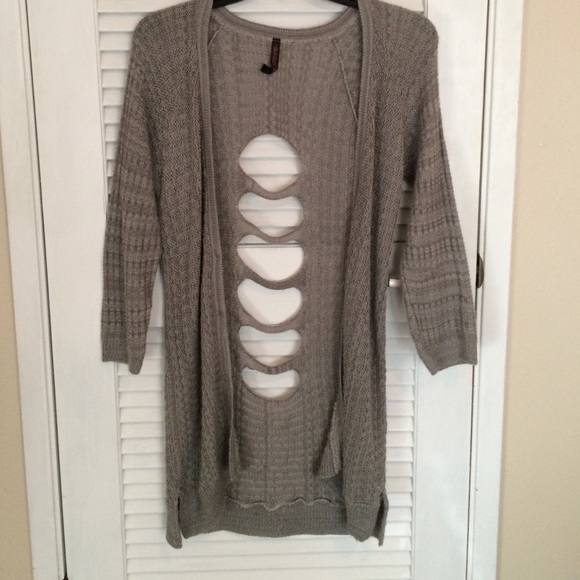 Grey cartigan
