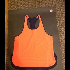 Lululemon tank