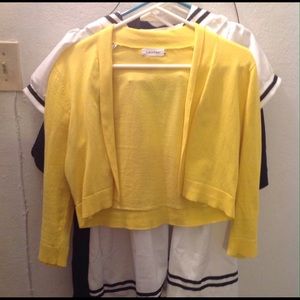 🍃🍃Yellow Sweater🍃🍃