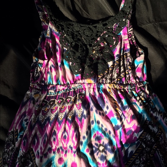 Colorful patterned dress - Picture 3 of 3