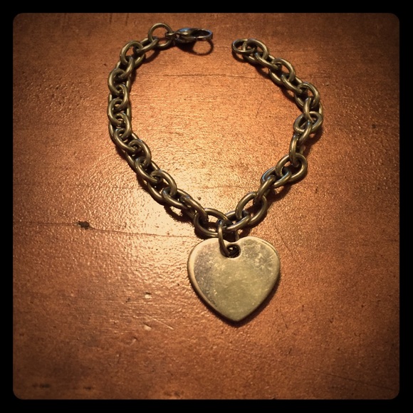 Stainless steel heart charm bracelet